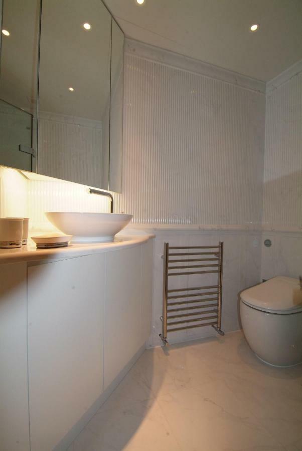 Chelsea: Exceptional 1Br W/Views Of The River Thames & Battersea Park Apartment London Ngoại thất bức ảnh